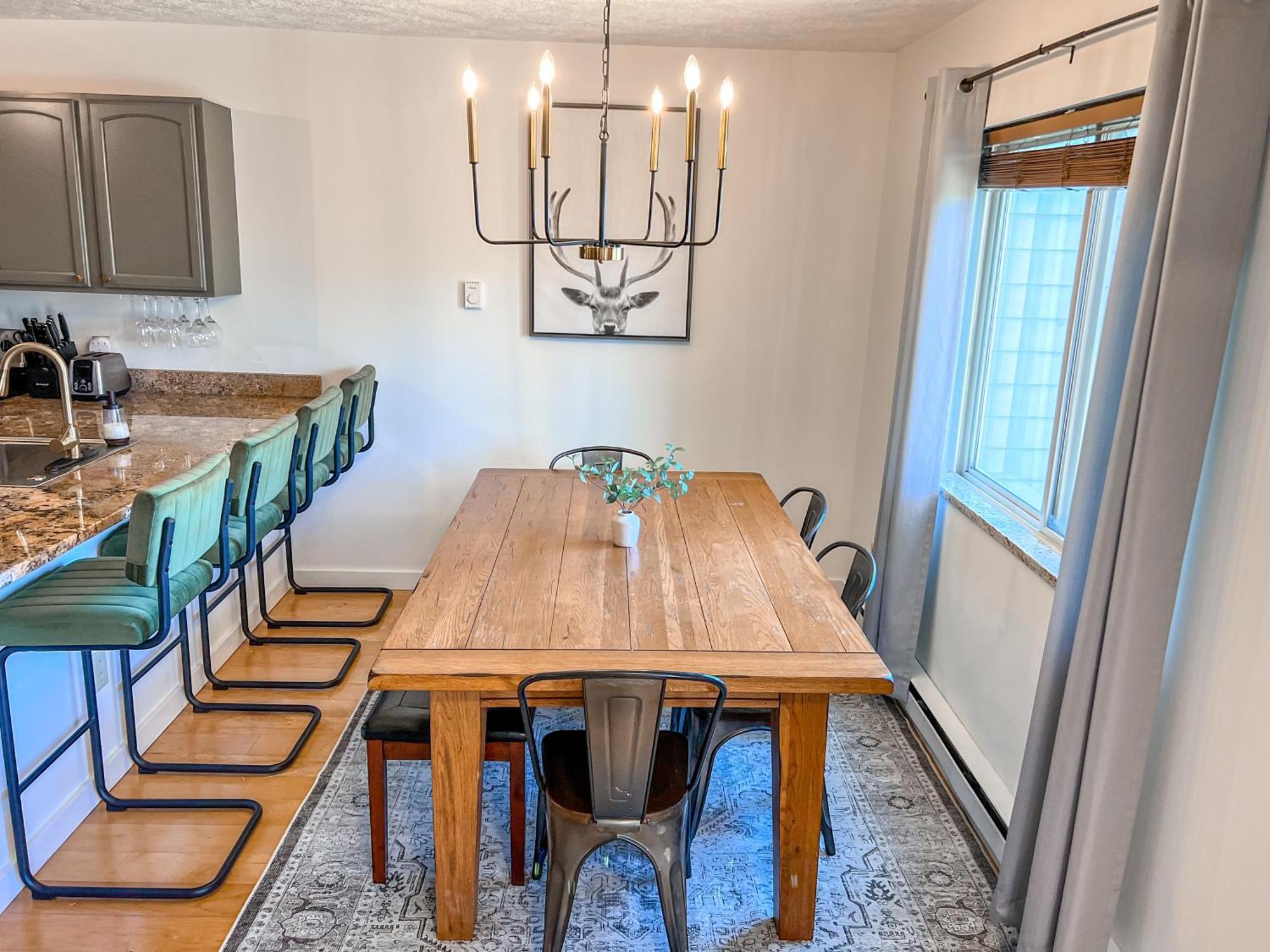 Remodeled Summit Condo At Snowshoe - Modern & Cozy エクステリア 写真